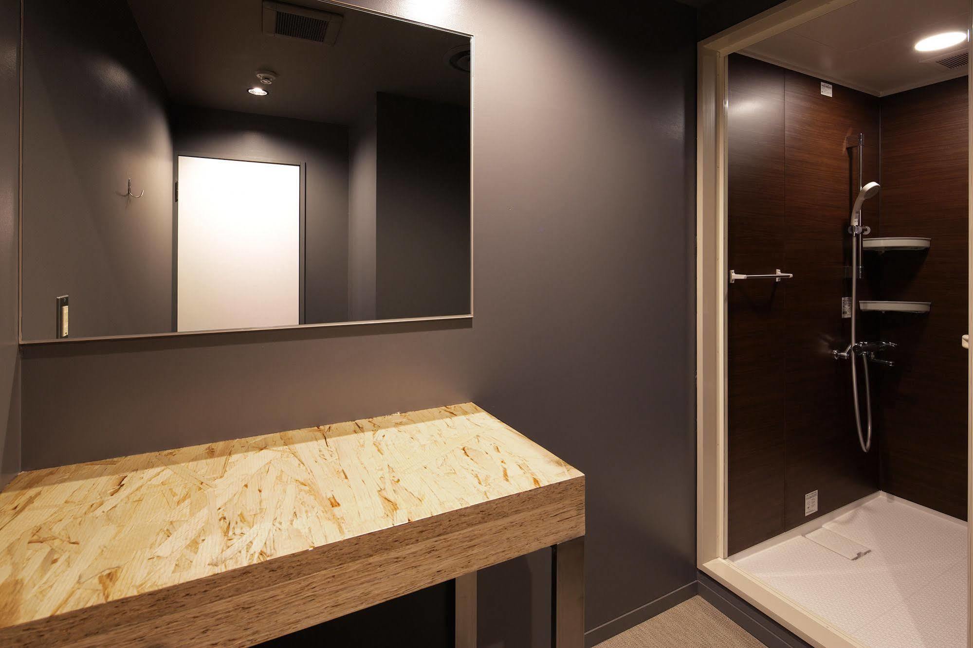 Booth Netcafe & Capsule Hotel Tokio Buitenkant foto
